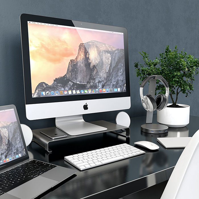 Satechi Aluminum Universal Aluminum Unibody Monitor / Laptop / iMac / PC Stand