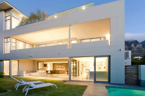 Villa in Camps Bay 2 Luxurious House