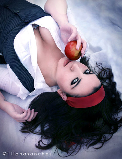 Snow White woman photography