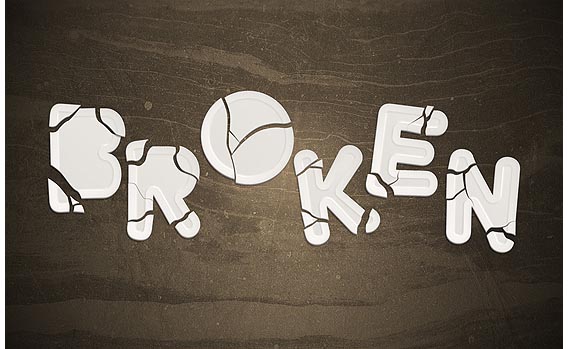 Create an awesome broken plate typography effect