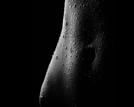 Black and white sweaty female body wallpaper