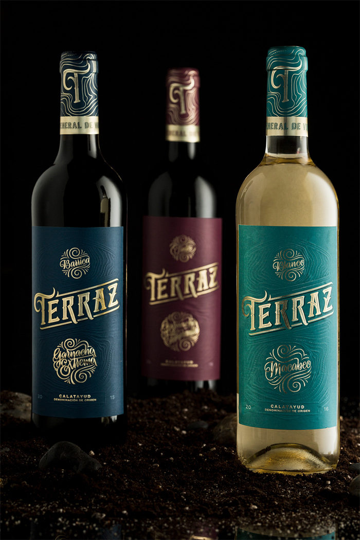 Montalbán-Terraz-G01-700x1050 How to design wine labels to attract the customer’s attention