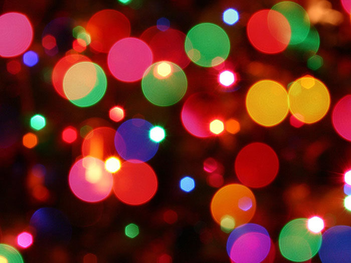 Holiday-Lights-700x525 Free Christmas Backgrounds to Use in Photoshop