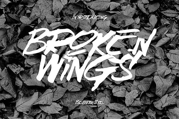 Broken-wings Creepy font examples to use on Halloween themed designs