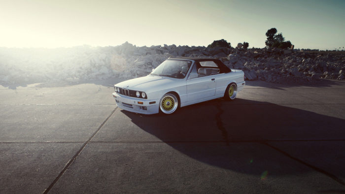 BMW-wallpaper-61-1-700x394 Passionate about the Bavarian car? 67 BMW wallpapers