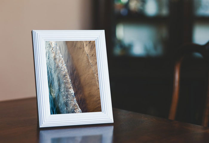 Small-photo-frame Frame mockup templates you can download today