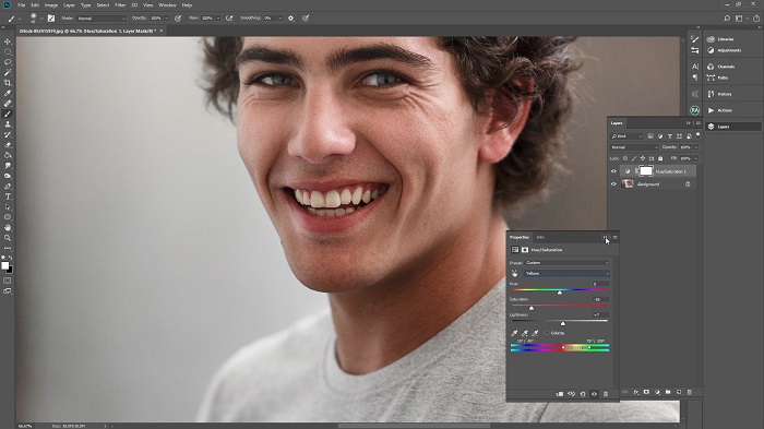 s1-4 How to whiten teeth in Photoshop and make a picture look better