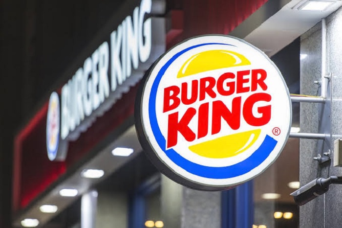 s1-424 The Burger King logo and the history behind its brand