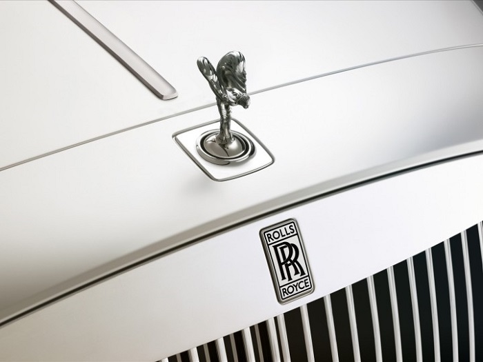 s1-50 The Rolls Royce logo (symbol) that was created for the company