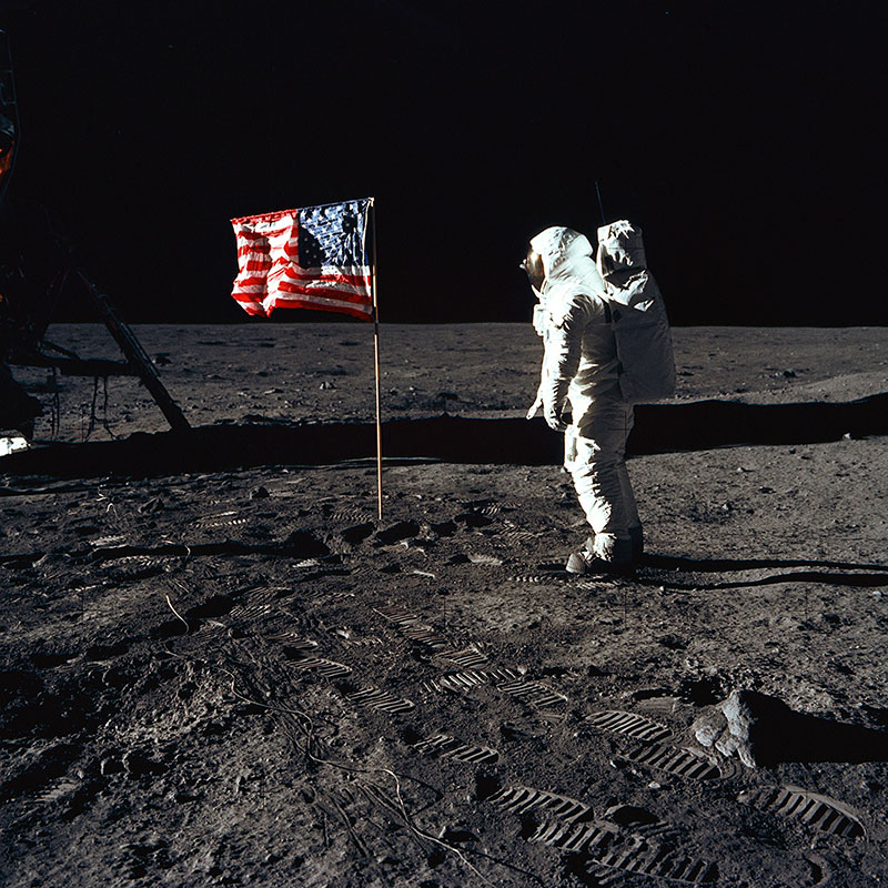 U.S.-flag-on-the-moon-wallpaper The American flag wallpaper examples for the patriot in you