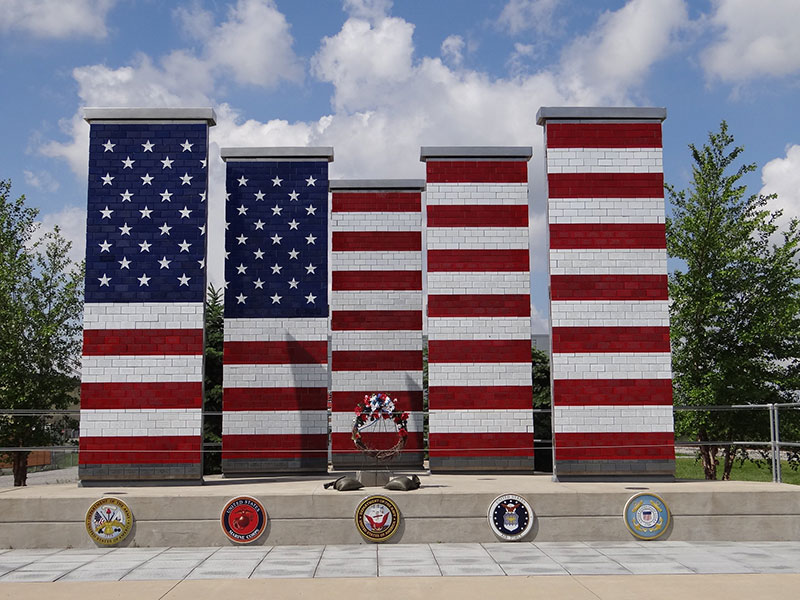 Veterans-Freedom-Flag-Monument-wallpaper The American flag wallpaper examples for the patriot in you