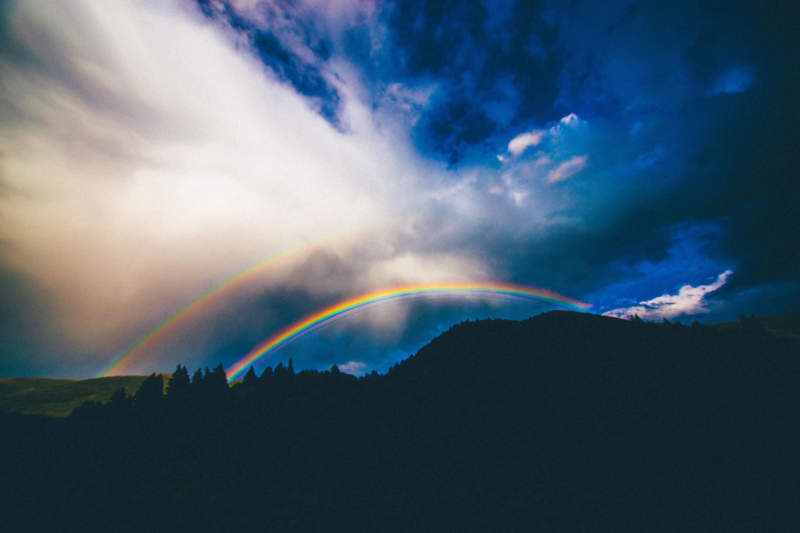 rb20-800x533 Do you need a rainbow wallpaper? Here are the best of them