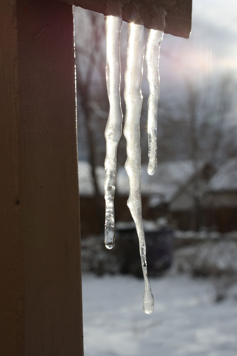 sun-shining-through-icicles Get your water wallpaper from this awesome collection