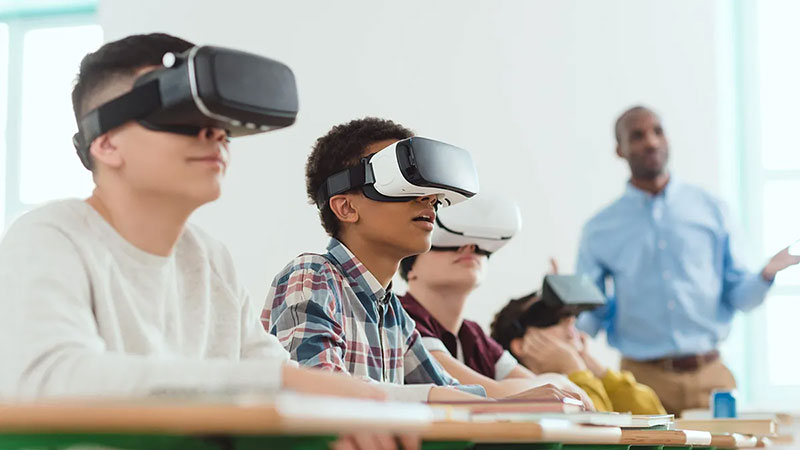 vr2 Everything You Need to Know about Virtual Reality in Education
