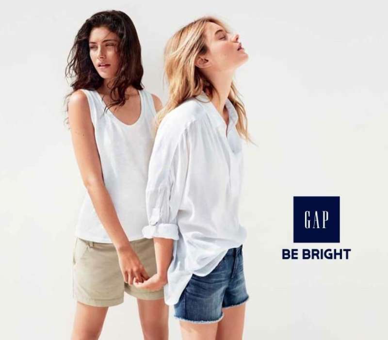 13-1.jpg-1 Gap Ads: Express Your Style with Timeless Fashion