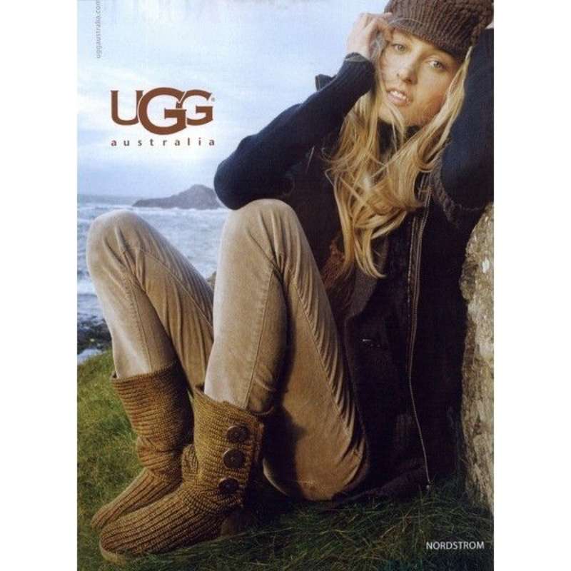 11-20 UGG Ads: Embrace Cozy Comfort, Walk with Confidence