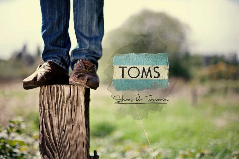 15-25 TOMS Ads: One for One, Step with Purpose