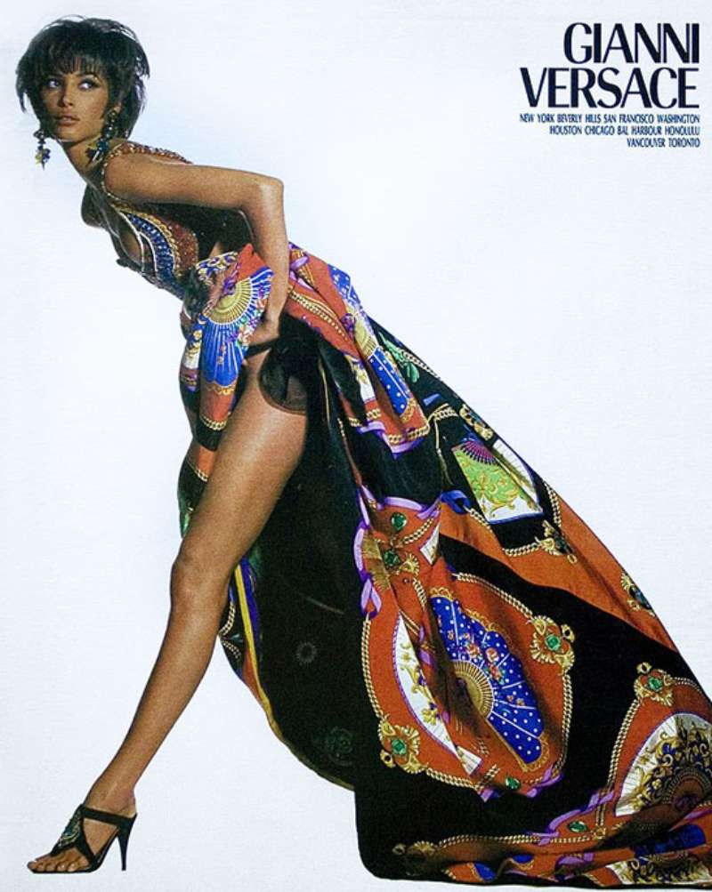 21-3 Versace Ads: Unleash the Power of Bold Italian Fashion