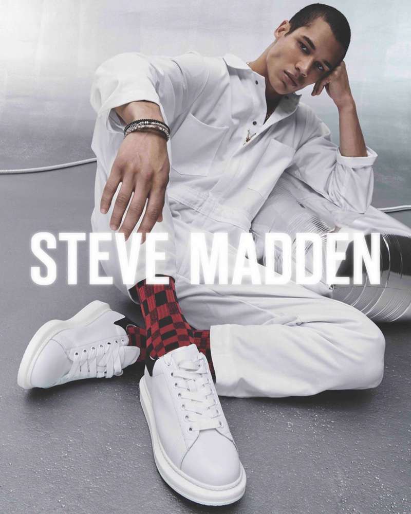 23-22 Steve Madden Ads: Elevate Your Shoe Game, Own the Trend