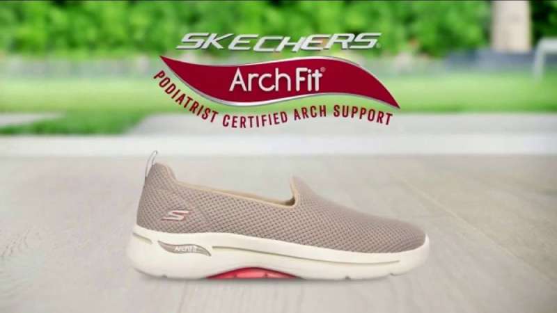 23-29 Skechers Ads: Walk in Style, Step with Innovation