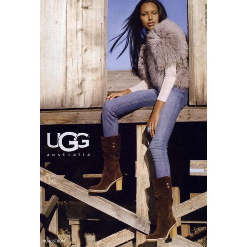 3-20 UGG Ads: Embrace Cozy Comfort, Walk with Confidence