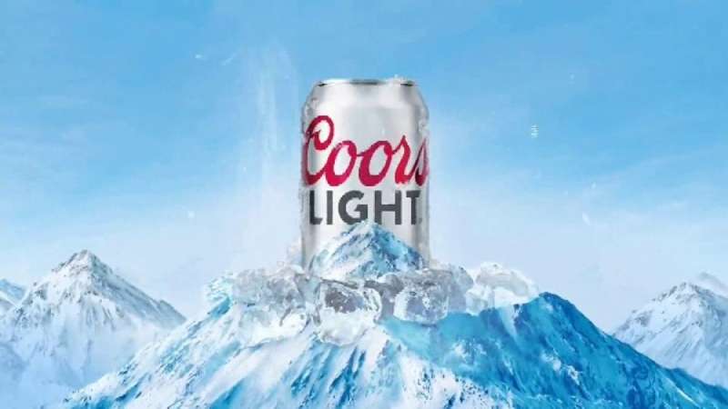 4-17 Coors Light Ads: Refreshing Moments, Crisp Taste