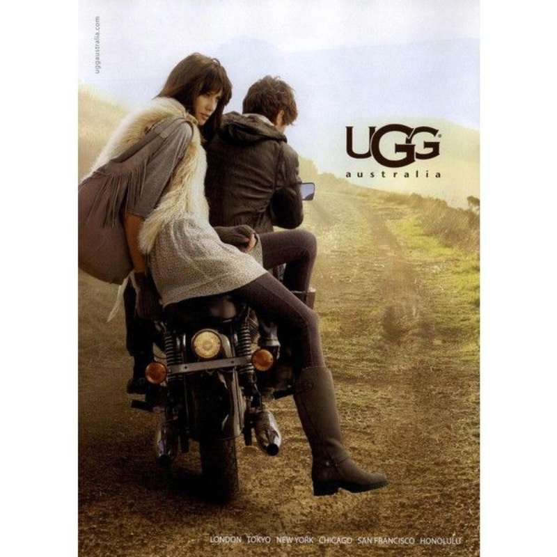 7-21 UGG Ads: Embrace Cozy Comfort, Walk with Confidence