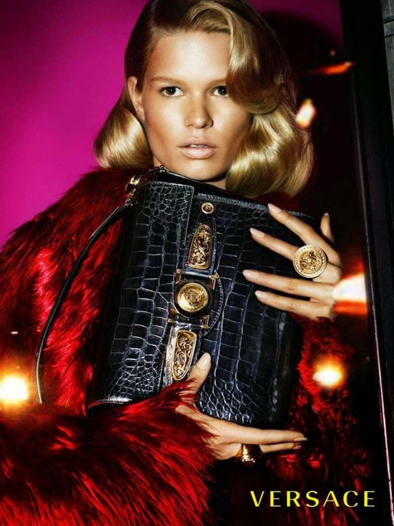 8-3 Versace Ads: Unleash the Power of Bold Italian Fashion