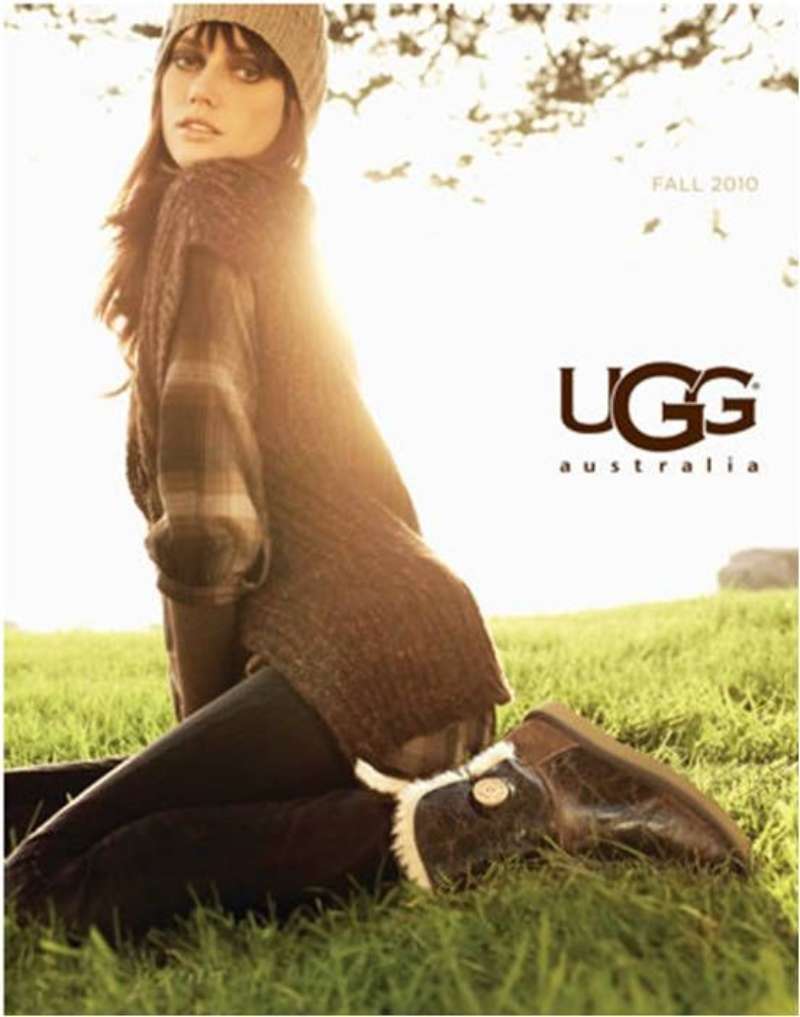 9-20 UGG Ads: Embrace Cozy Comfort, Walk with Confidence