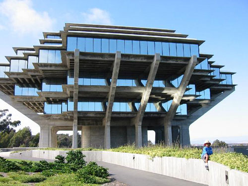 UCSD-Geisel-Library-usa From Architecture To Science Fiction - 93 Sci-Fi Buildings