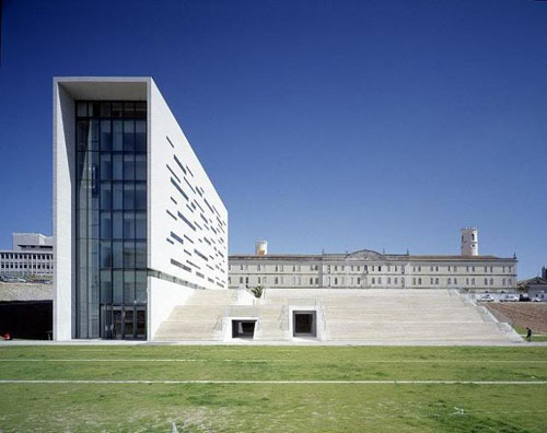 nova-university-lisbon From Architecture To Science Fiction - 93 Sci-Fi Buildings