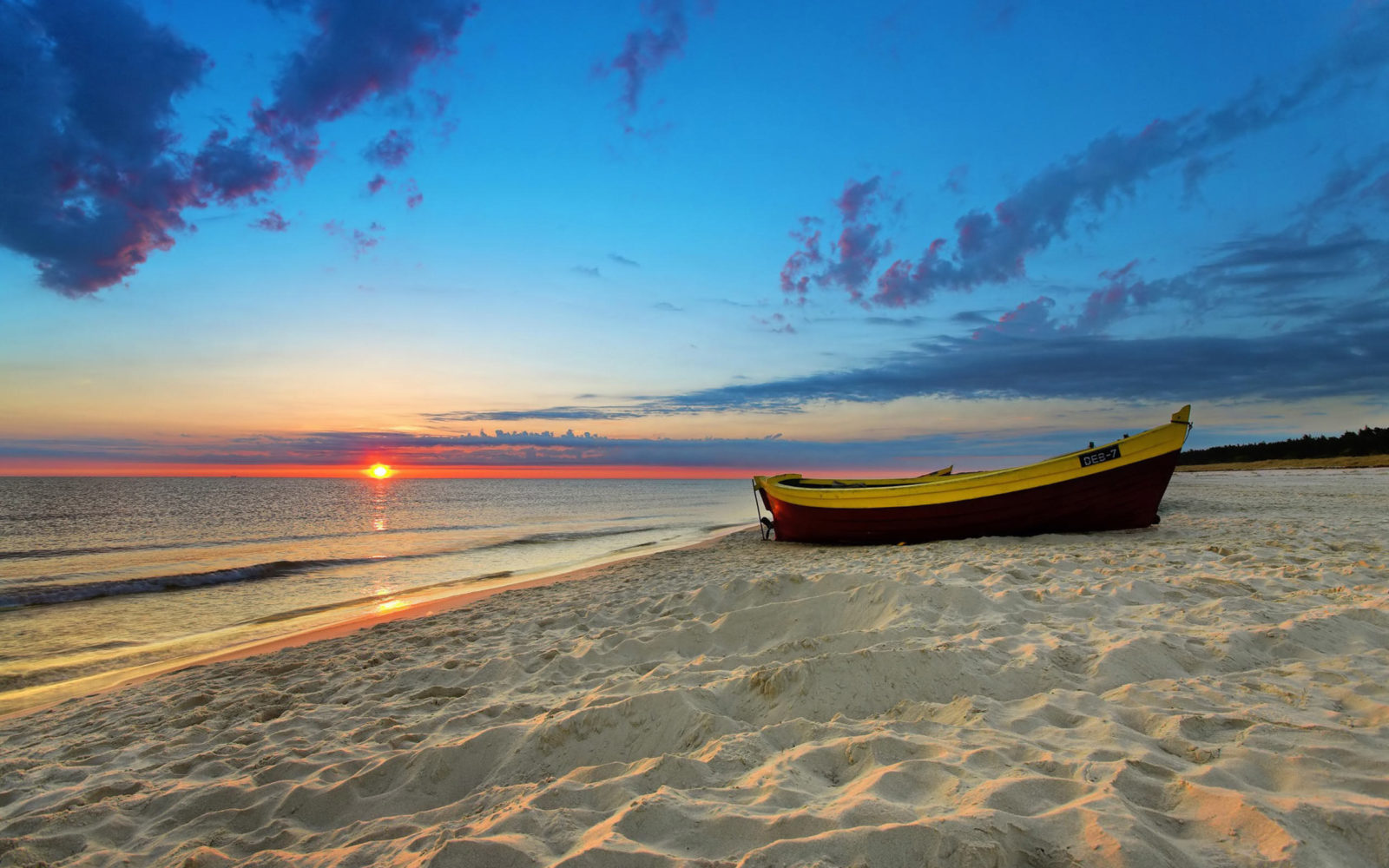 Beach-Wallpaper-Desktop-Background-100-1600x1000 129 Beach Wallpapers To Put On Your Desktop Background